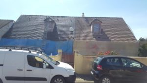 Démoussage de votre toit à Montevrain